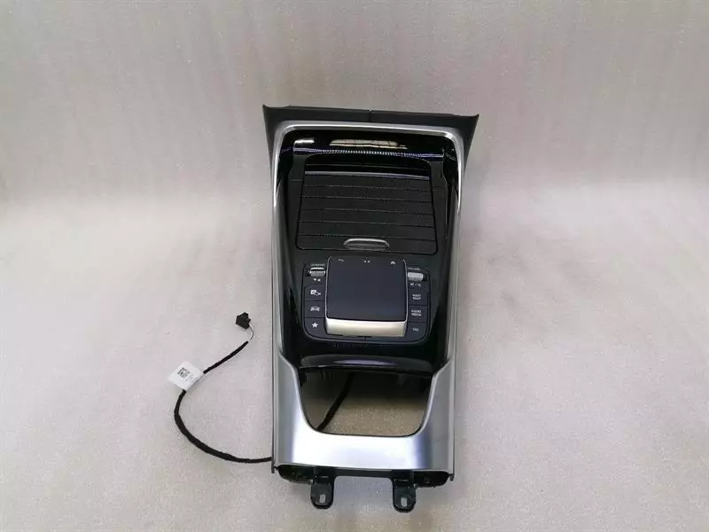 MERCEDES A Class W177  Console A1776802004 Mittelkonsole Konsole ILLUMINATED