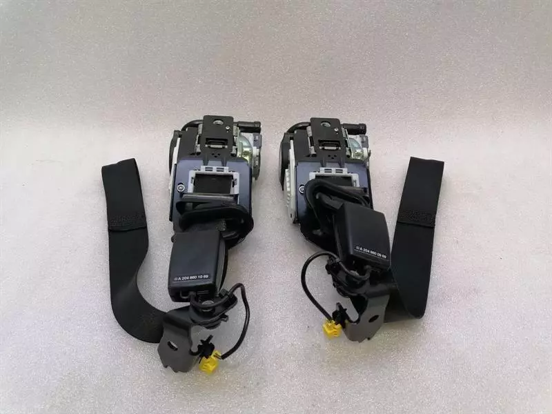 MERCEDES C Class W204 Front seatbelt Set A2048601985 Sicherheitsgurt Vorne COUPE