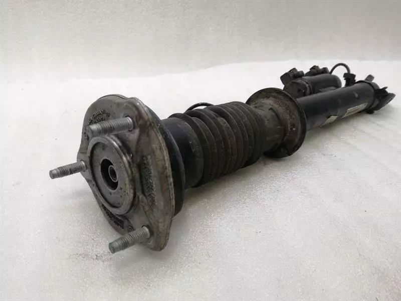 MERCEDES C63 AMG W205 Shock Absorber Front Left A2053207701 Stossdämpfer Vorne L