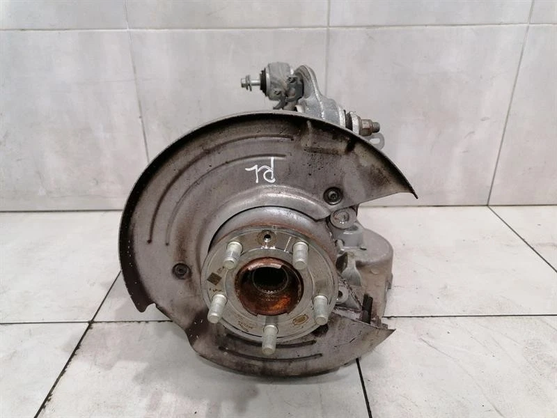 JAGUAR i-PACE X590 EV400 Left Rear Hub T4K9598 Radlagergehäuse Hinten Links