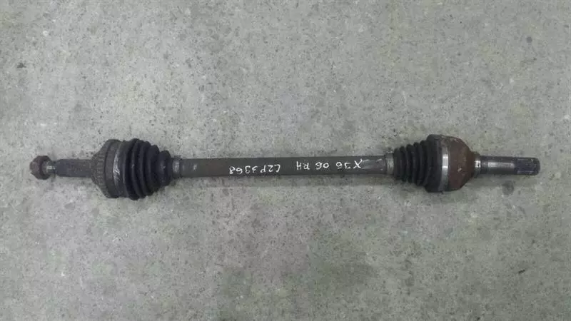 JAGUAR XJ Antriebswelle Hinten Rechts C2P3968 Rear Drive Shaft DIESEL 2.7 05-07