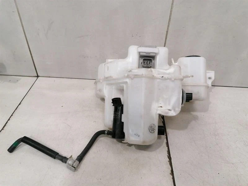 LEXUS RC F TRACK XC10 Washer fluid reservior 060851-521 Wischwasserbehälter