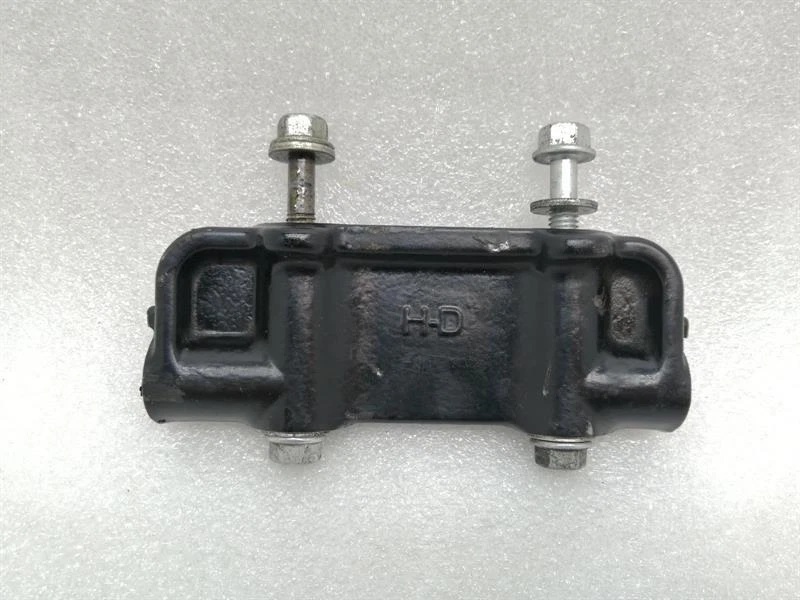 HARLEY-DAVIDSON STREET GLIDE Lower Front Engine mount 47159-09BHP Motorhalter