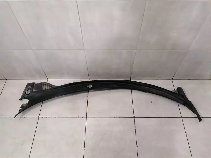 CHEVROLET CORVETTE C6 Front Windshield Cowl Panel 15822873 Windlauf Verkleidung - Image 2