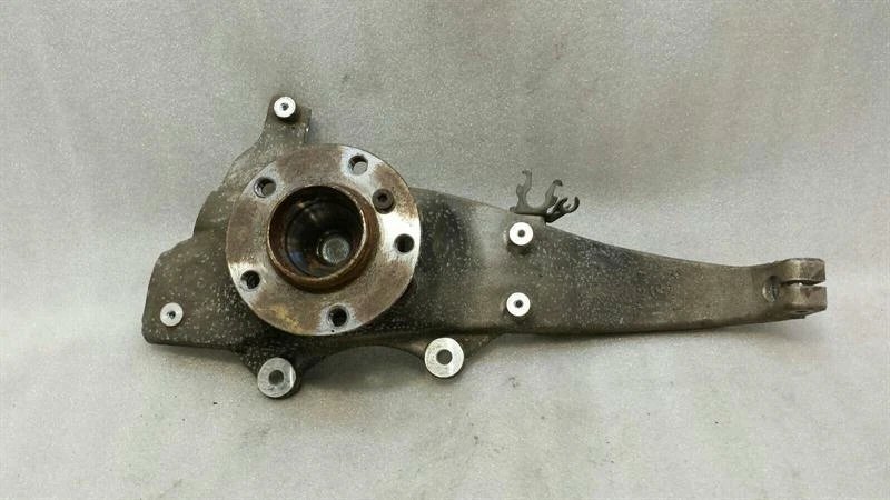 BMW 5 Series F10 528i Left Front Hub 31216775769 Radlagergehäuse Vorne Links
