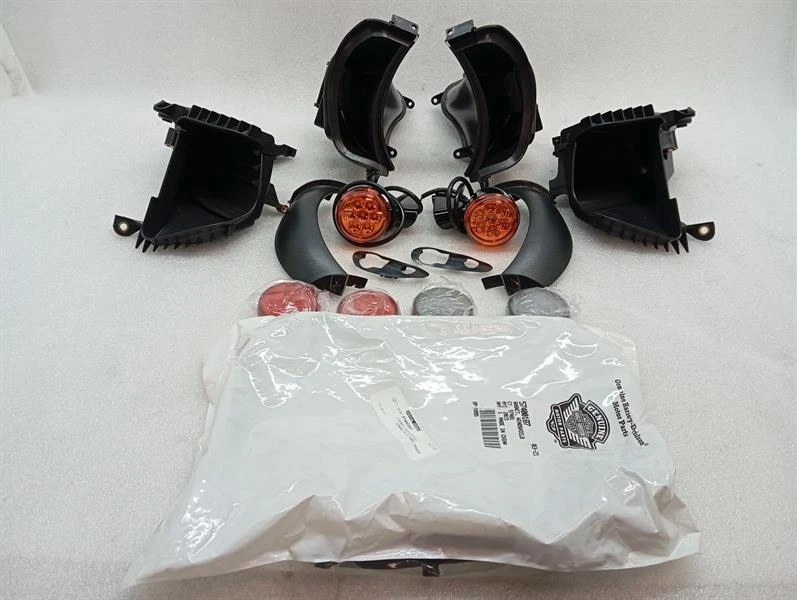 HARLEY-DAVIDSON ROAD GLIDE AFTERMARKET NEW AIR DUCT 29200071 LUFTKANAL BLINKER