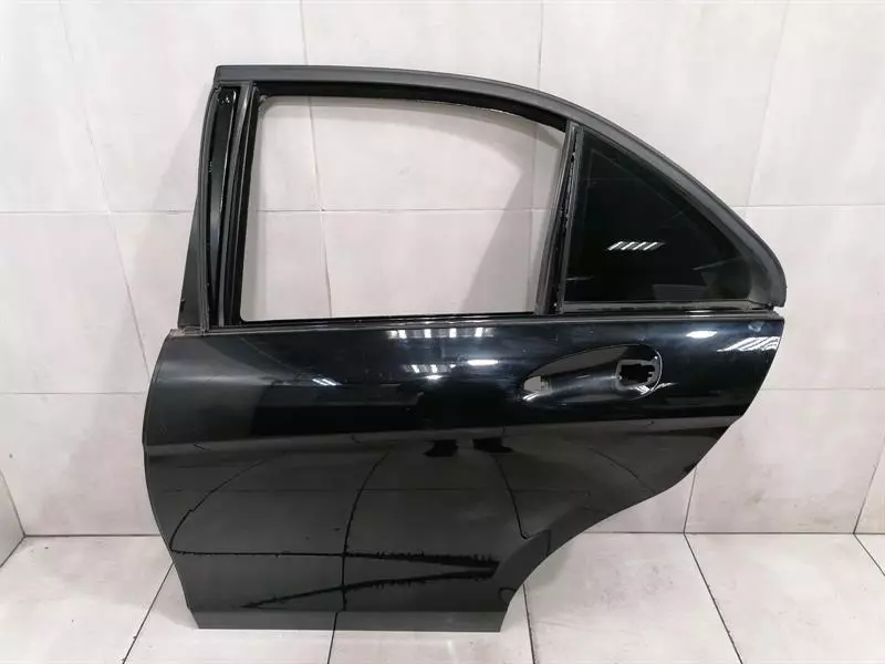 MERCEDES C Class W204 Left Rear Door A2047302100 Tür Hinten Links
