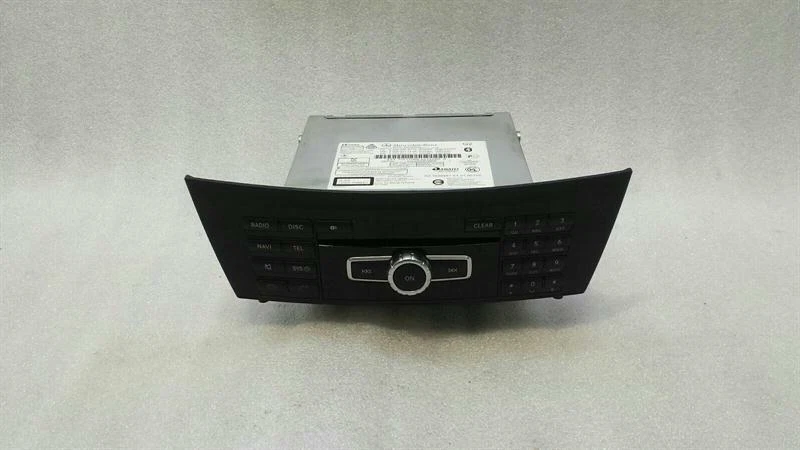 MERCEDES C Class W204 CD player A2049003915 Audiosystemkontroller NTG 4.5 NAVI