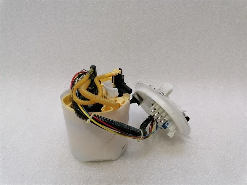 MERCEDES A Class W177 A35 AMG Fuel Pump Electric A2474703300 Kraftstoffpumpe