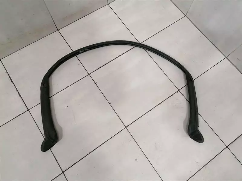 CHEVROLET CORVETTE C6  Lower Weatherstrip Roof Seal 89023801 Untere Dachdichtung