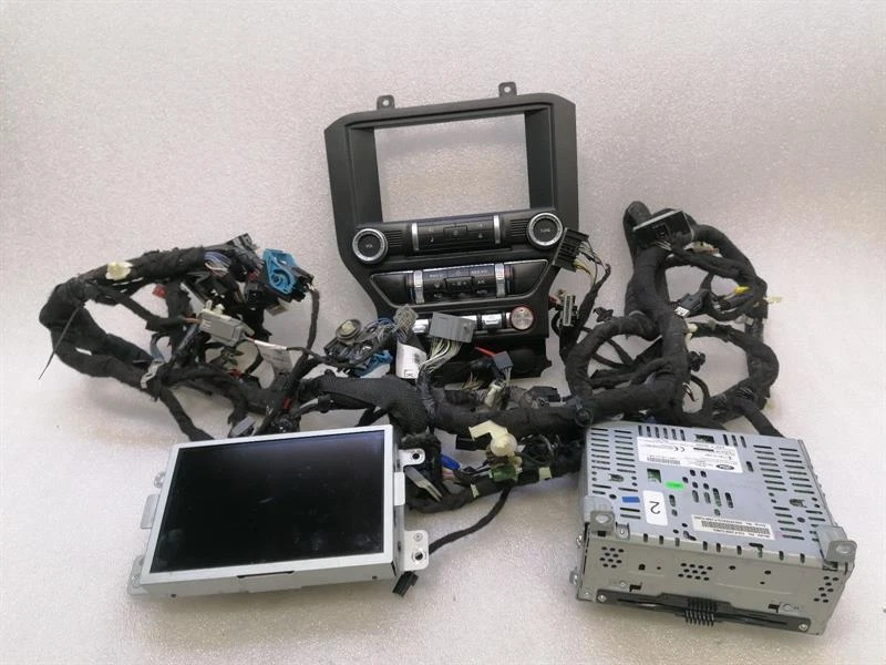 FORD MUSTANG MK6 S550 Navigation SET EURO GR3T-19C107-KM SET Sat Nav UMBAU SATZ