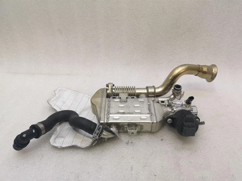 2022 MERCEDES CLS C257 W257 EGR Cooler A6541403200 AGR Abgasrückführung M654