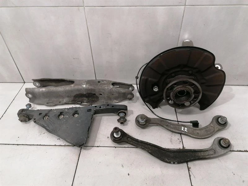 MERCEDES S W222 Right Rear Hub Set A2223501041 Radlagergehäuse Hinten Rechts