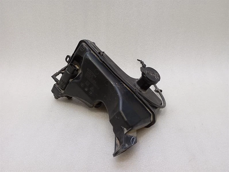 CHEVROLET CORVETTE C8 Washer fluid reservior 84557041 Wischwasserbehälter