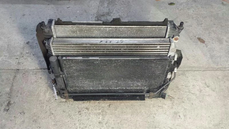2005 JAGUAR S-type 2.7 diesel C2C32997 Radiator pack Kühler Kühlerpaket V6 04-08