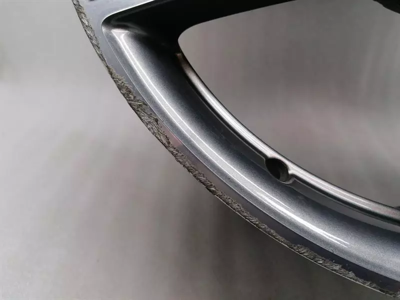 MERCEDES CLS63 AMG CLS W218 FRONT Alloy Wheel A2184011802 Alufelge 9JX19H2 ET37 - Image 4