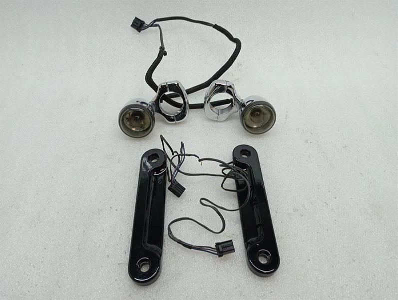 HARLEY-DAVIDSON TURN SIGNAL CHROME LED 41MM Fork Tube Mounted BLINKER 68614-03