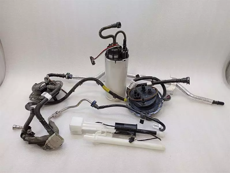 CHEVROLET CORVETTE C8 Fuel Pump Electric 13541412 Kraftstoffpumpe