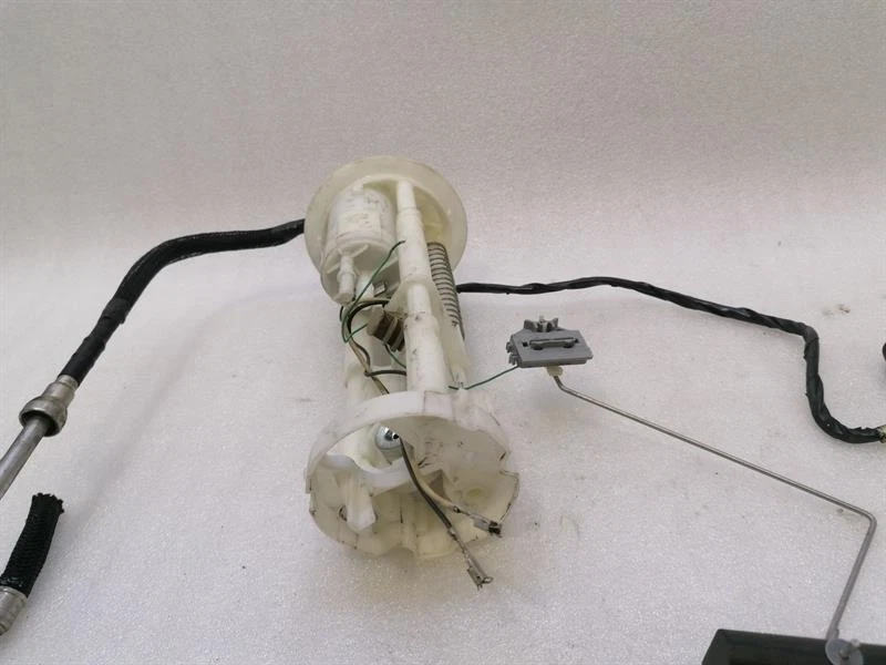 CHEVROLET CORVETTE C6 Fuel Pump Electric 15785206 Kraftstoffpumpe Defekt - Image 6