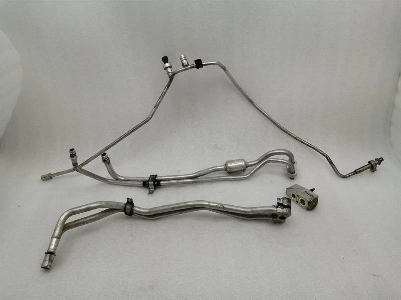 CHEVROLET CORVETTE C6  A/C Pipe 22759527 Klimaleitung Klima Klimaanlage