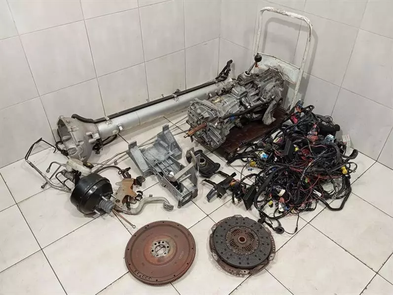 CHEVROLET CORVETTE C6 MANUAL SWAP KIT SET Gearbox 24252997 6 GANG SCHALTGETRIEBE
