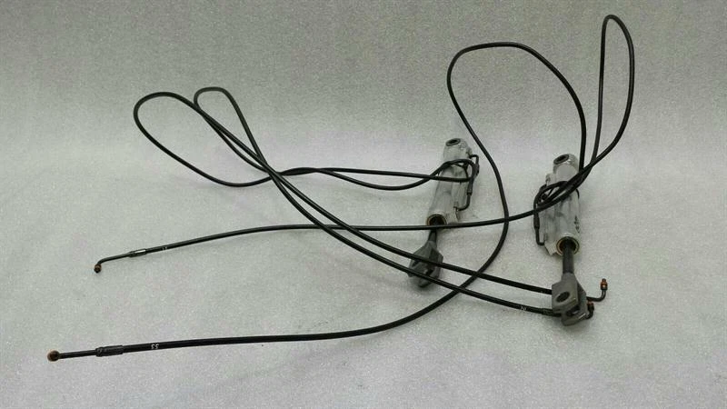 MERCEDES SLK R172 Hydraulic cylinder front A1728000072 Zylinder vorne satz