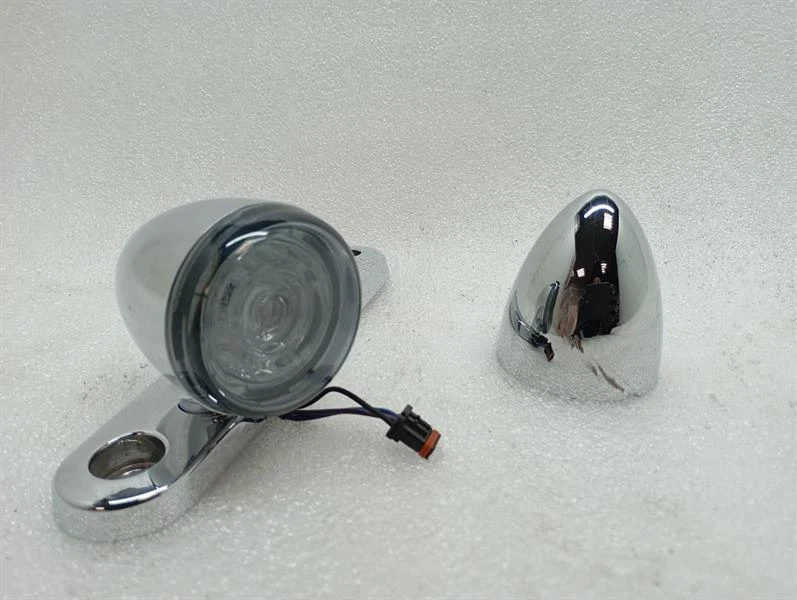 HARLEY-DAVIDSON TURN SIGNAL LED AMBER CVO 69279-06 Halter BLINKER CHROME RIGHT