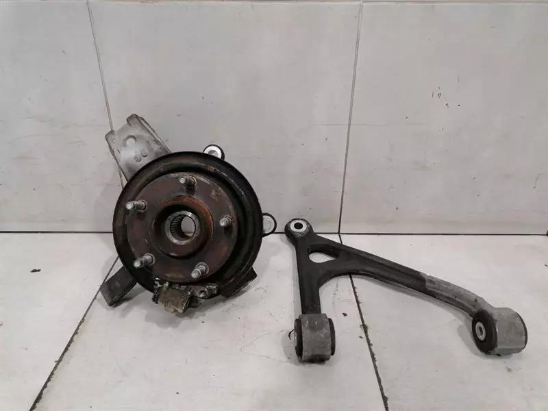CHEVROLET CORVETTE C6 Right Rear Hub 88965637 Radlagergehäuse Hinten Rechts