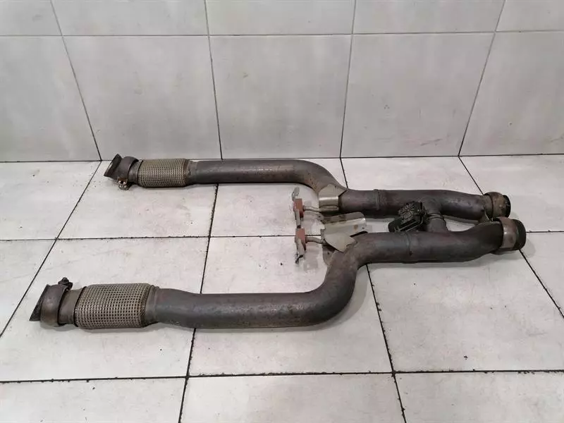 MERCEDES CL63 AMG W217 Central Exhaust silencer A2174900020 Auspuff Mitte M177