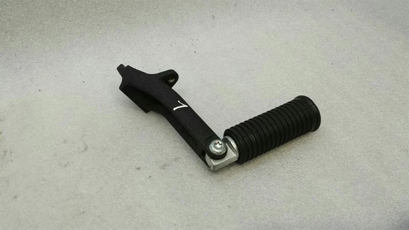 HARLEY-DAVIDSON FXDF Left Rear Footrest 49251-06 Fußrasten Hinten Links