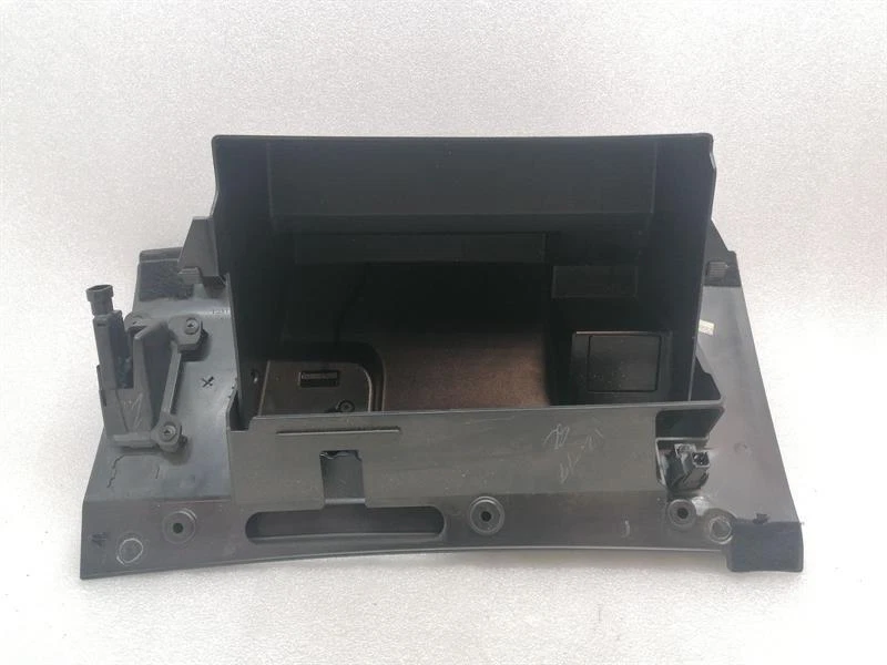 CHEVROLET CORVETTE C6  Glovebox 10398062 Handschuhfach - Image 6