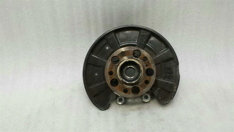 MERCEDES SLK R172  Right Rear Hub A1723502008 Radlagergehäuse Hinten Rechts