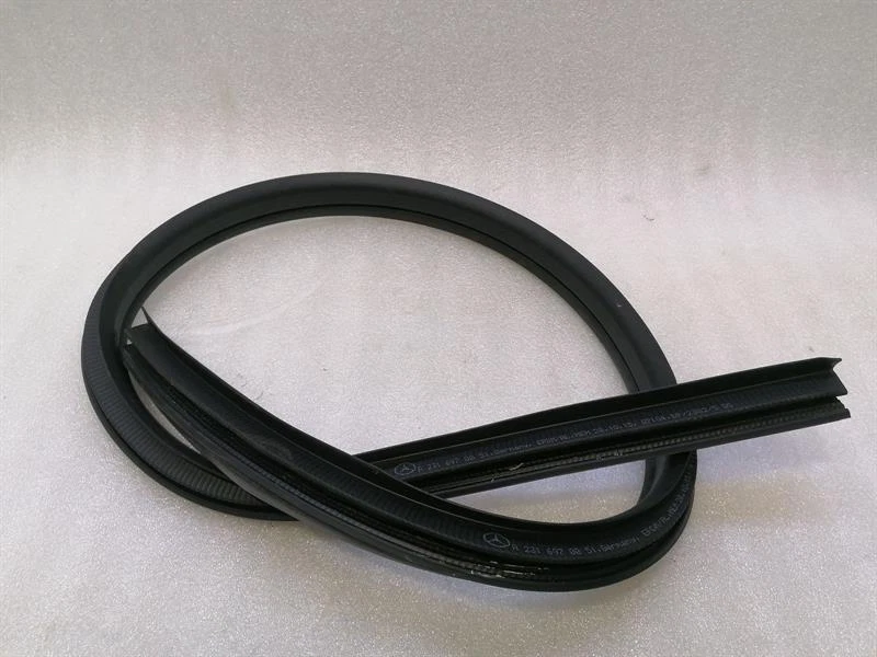 MERCEDES SL R231 Right Door Seal A2317200254 Türdichtungen Rechts