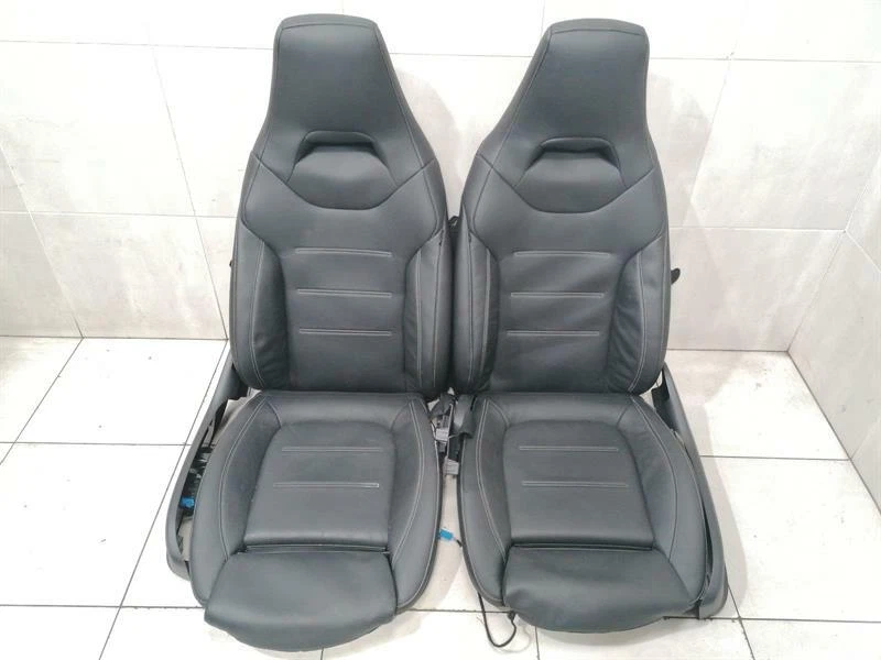 MERCEDES A35 AMG SITZ LEDER VORNE SEAT LEATHERS W177 A1779103503 SPORT