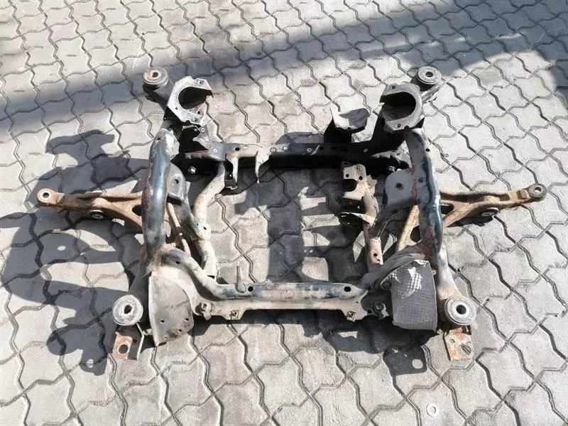 JEEP GRAND CHEROKEE WK2 MK4 SRT8 Beam Subframe Front 68321900AA Vorderachsträger