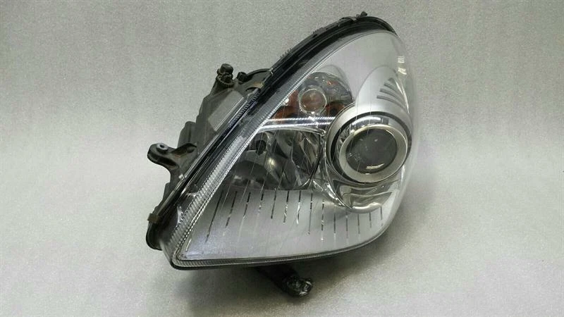 MERCEDES SLK R171 RHD Left Headlamp A1718201561 Rechtslenker Dynamic Xenon