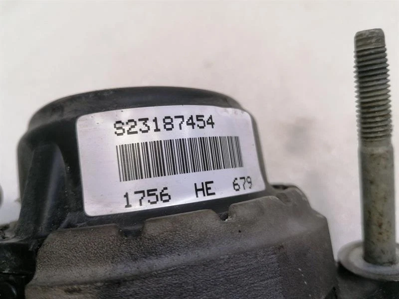 CHEVROLET CORVETTE C7 Engine mount set 23187451 Motorhalter satz - Image 6