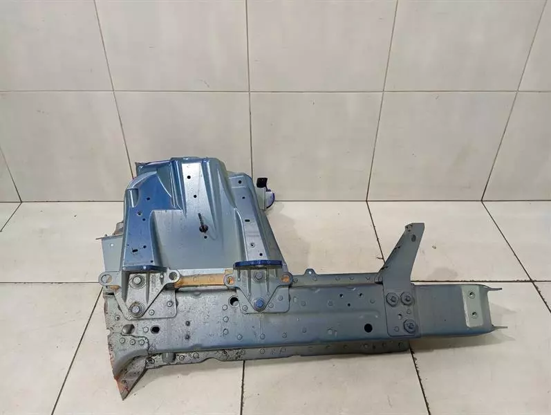 JAGUAR i-PACE X590 EV400 Left Front Chassis Leg T4K3183 Links Vorne Radhaus