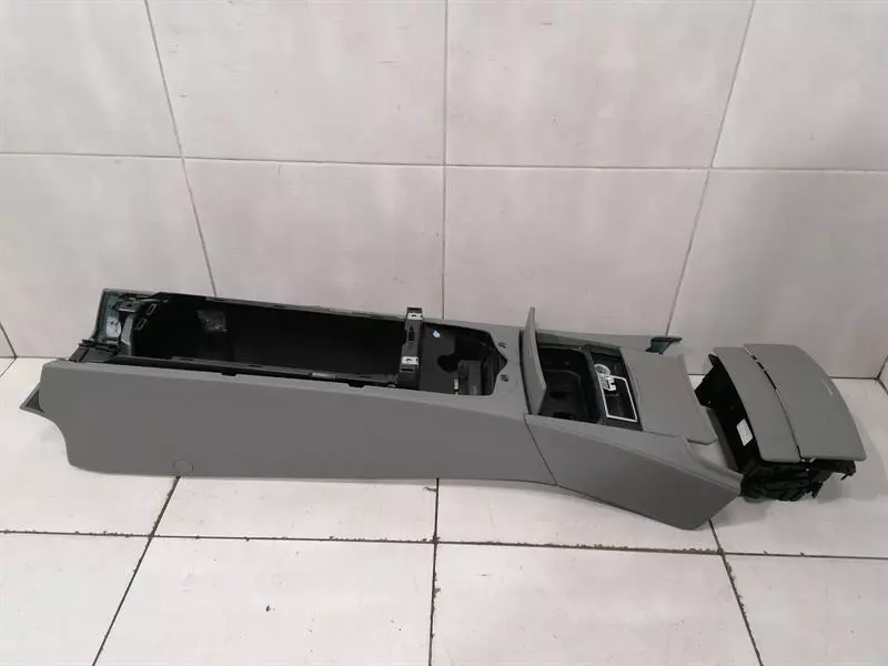 MERCEDES S-class W221 Console A2216802050 Mittelkonsole Konsole 7G44 DESIGNO V12