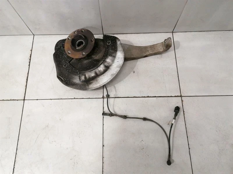 PORSCHE CAYENNE 958 92A Left Front Hub 95834115500 Radlagergehäuse Vorne Links