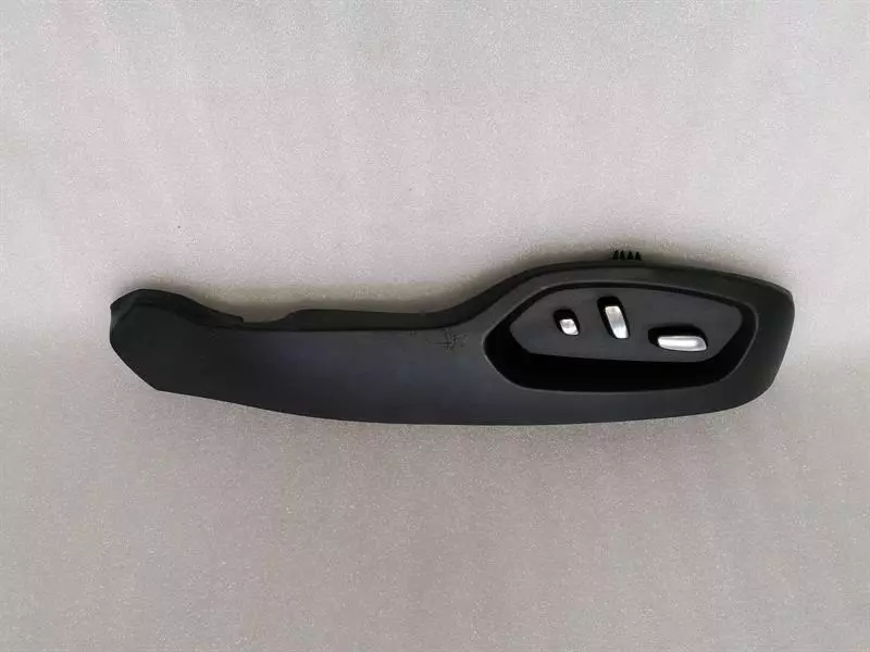 CHEVROLET CORVETTE C7 Z06 Right Seat Switch LO315957 Recht Sitz Schalter