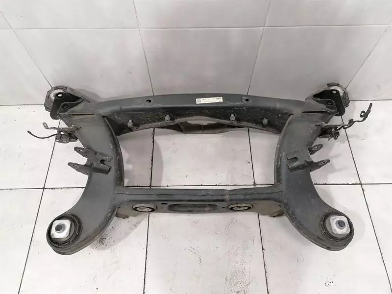 MERCEDES C63 AMG COUPE W205 Subframe Rear A2053501014 Achsrahmen Hinterachse