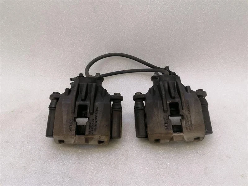 CHEVROLET CORVETTE C6 Brake caliper 19208040 Bremssattel HINTEN SATZ REAR SET