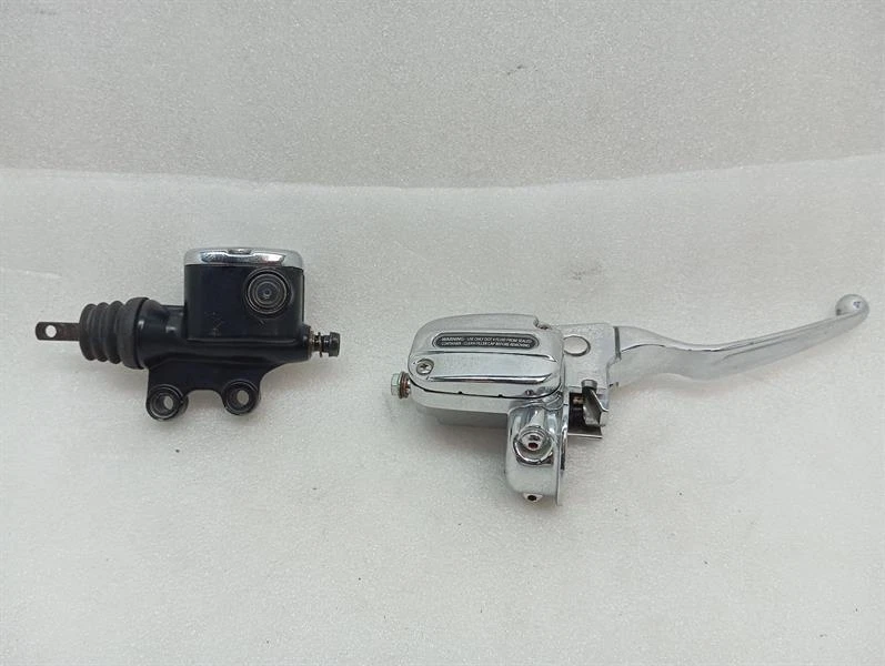 HARLEY-DAVIDSON CVO Brake Master Cylinder 42102-08D Bremszylinder Hinten Vorn