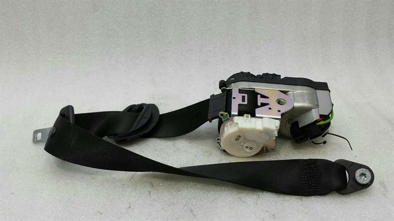MERCEDES S W220 Front Right seatbelt A2208604285 Sicherheitsgurt Gurt Vorne Re