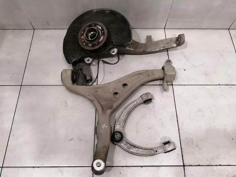 MERCEDES GLE W166 Left Front Hub A1663300920 Radlagergehäuse Vorne Links