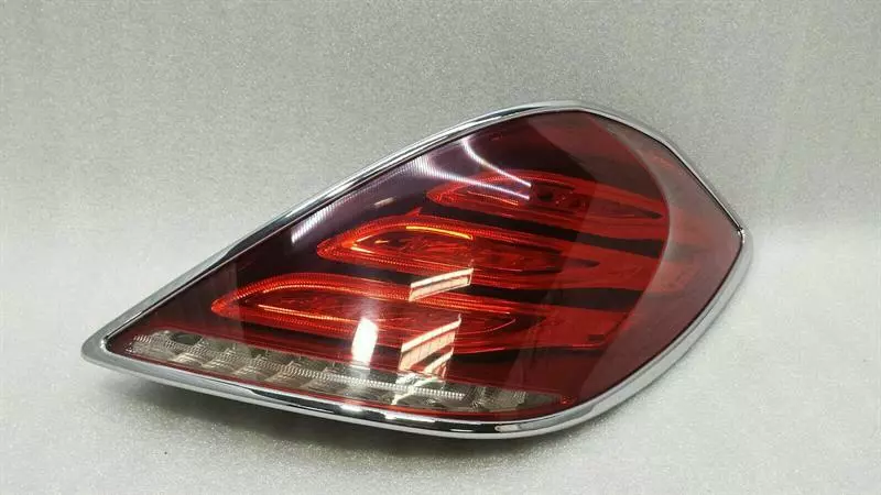 MERCEDES S-class W222 Right Rear Light A2229065701 Rückleuchte Hinten Rechts USA