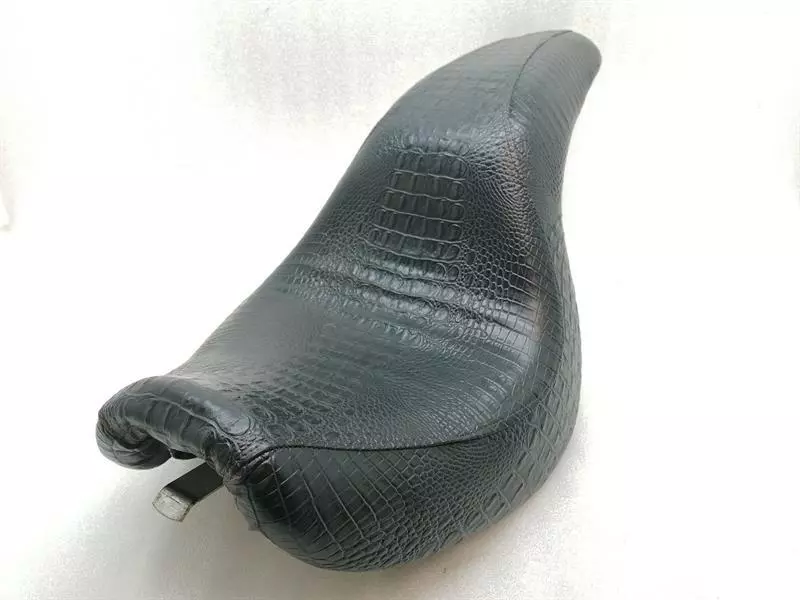 HARLEY-DAVIDSON FXSTDI DEUCE Seat  91806-00A Sitz crocodile style