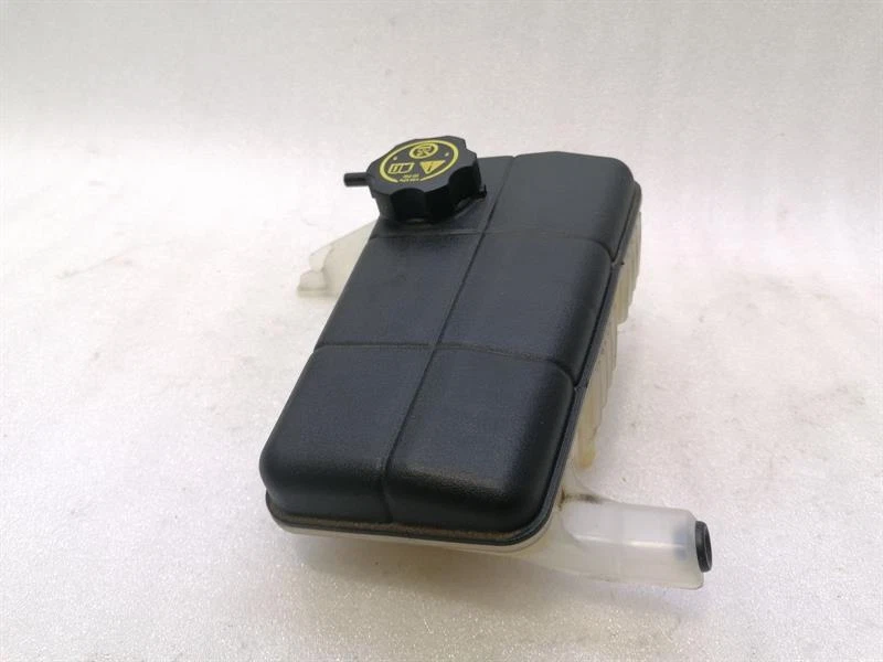 CHEVROLET CORVETTE C7 Reservior 22786835 behälter  23495414 - Image 2