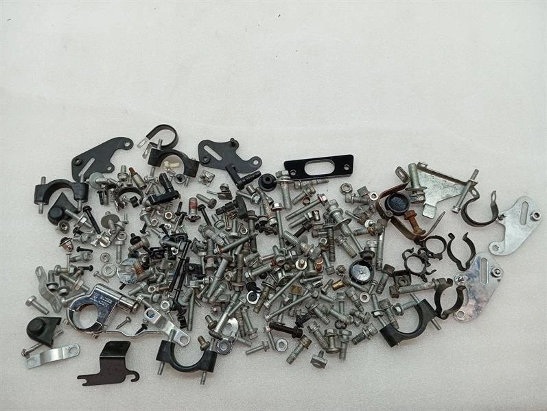 HARLEY-DAVIDSON STREET GLIDE FLHTKSE SCREWS SCHRAUBEN